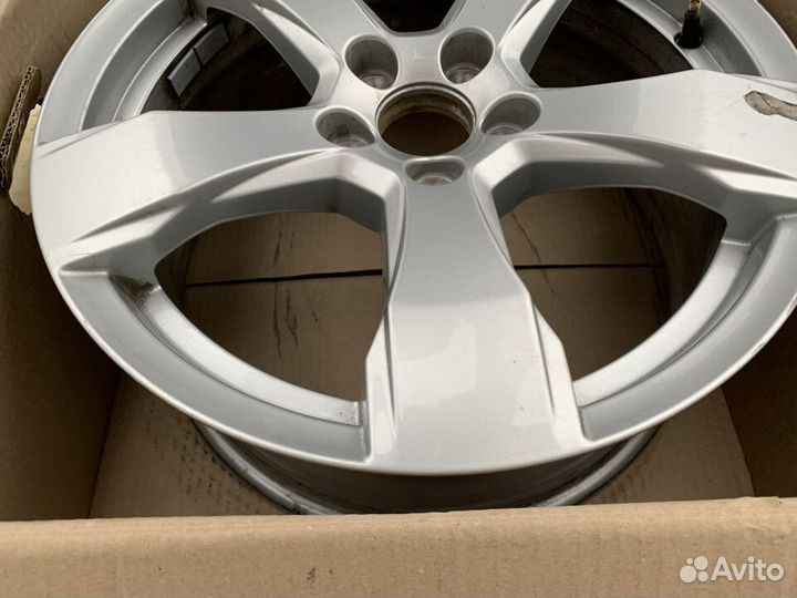 Volvo S60 S80 XC60 2 Диск литой R17 31423850