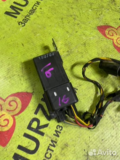 Реле Mercedes V W639 112.951 3.2L 2003