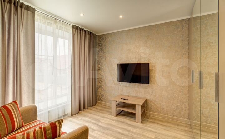 2-к. квартира, 42 м², 2/8 эт.