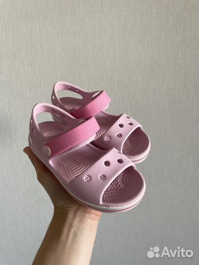 Сандалии crocs c8 розовые