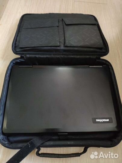 Ноутбук Emachines e525