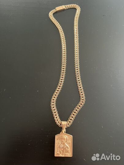 Золотая подвеска икона
