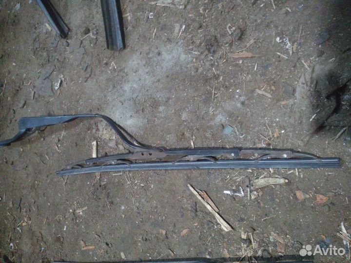 Поводок дворника правый Zaz Chance 2009-2014