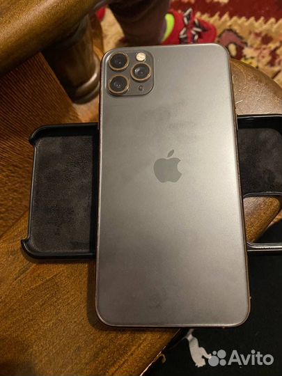 iPhone 11 Pro Max, 64 ГБ