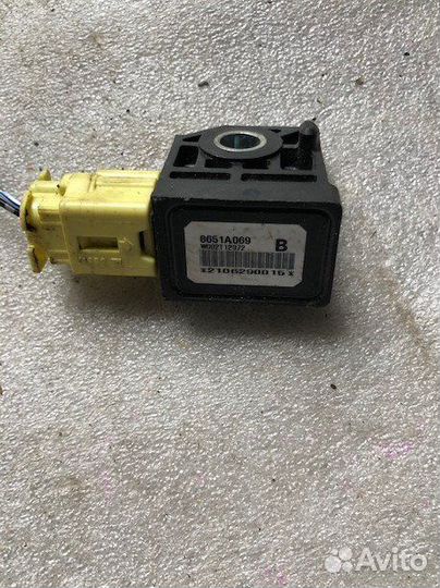 Датчик airbag Mitsubishi Pajero Sport II (2008-201