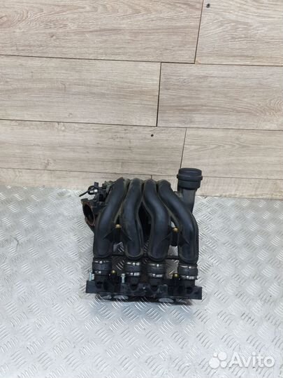 Впускной коллектор Audi A4 B5 рест. 2000