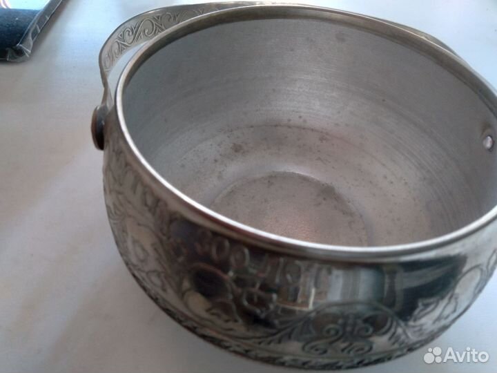 Конфетница Иркутску 300 лет