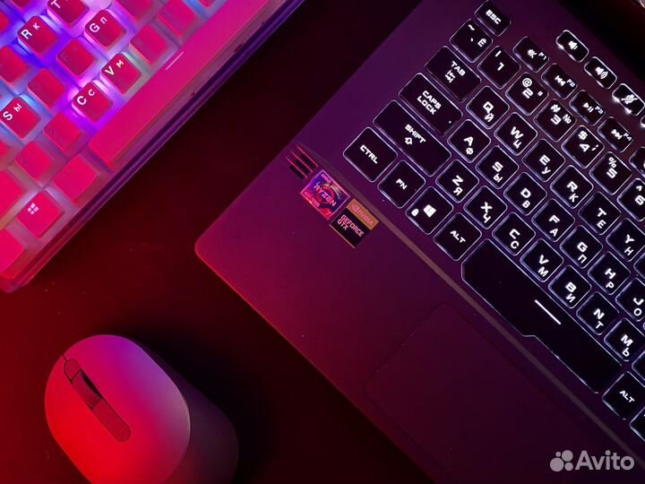 Как новый игровой Asus ROG Zephyrus