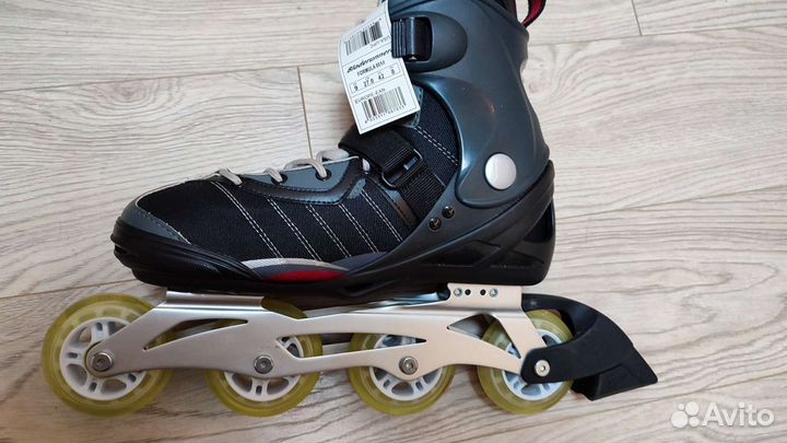 Роликовые коньки новые