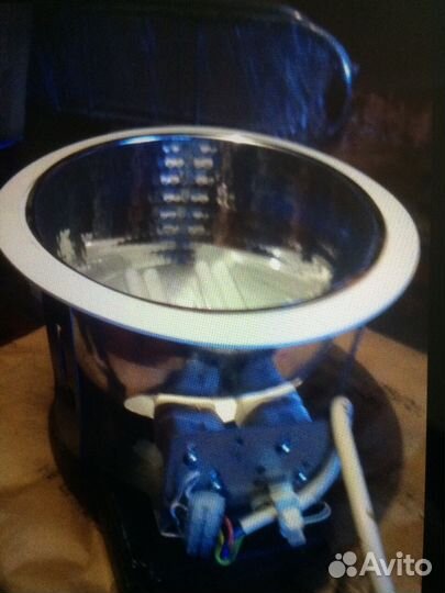 Светильники поворотные использовалось в магазине