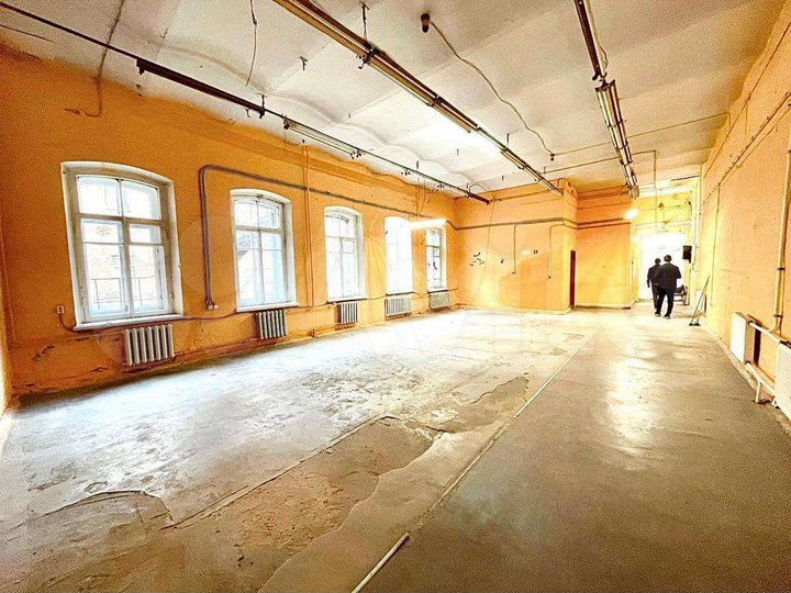 От собственника. 1 этаж 170 м² Швейное. Танцы. Тво