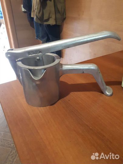 Соковыжималка ручная СССР. Пресс