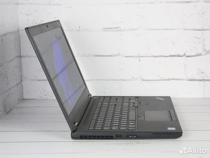 Lenovo ThinkPad P52 i7/16/512/P2000 4gb