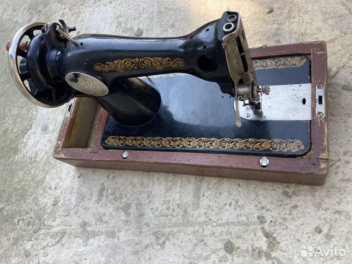 Швейная машина бу