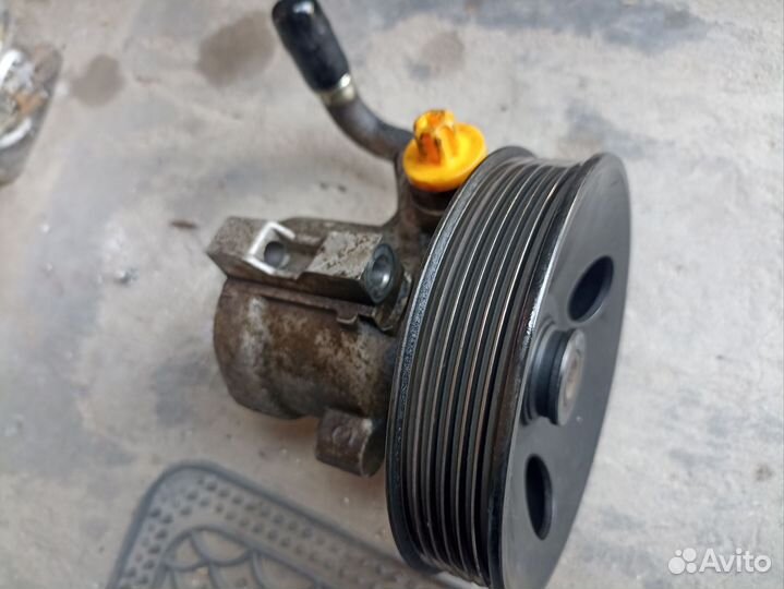 Насос гидроусилителя руля