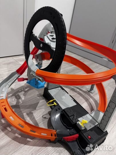 Hot wheels трек