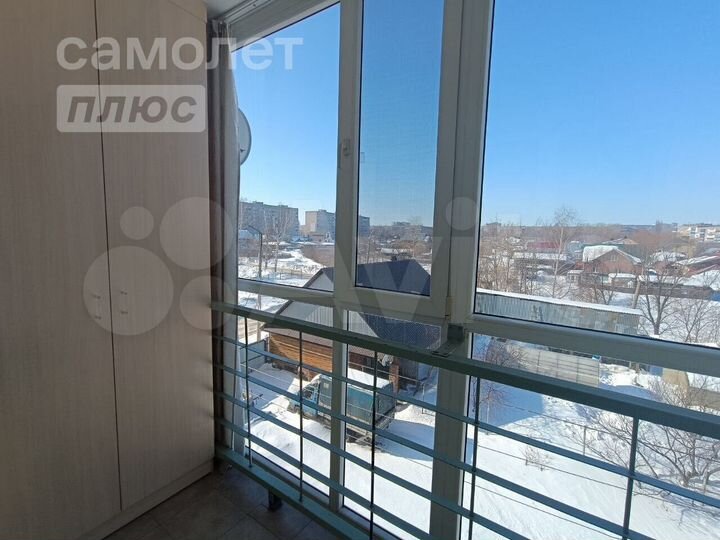 Аукцион: 3-к. квартира, 104,5 м², 3/9 эт.