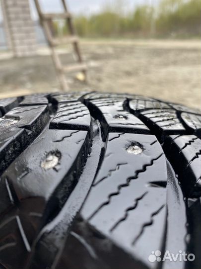 Dunlop SP Winter Ice 03 195/65 R15