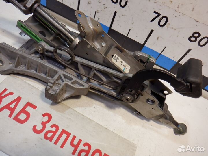 Колонка рулевая Mazda 3 BK 1.6л