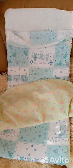 Матрасики и пеленальный столик