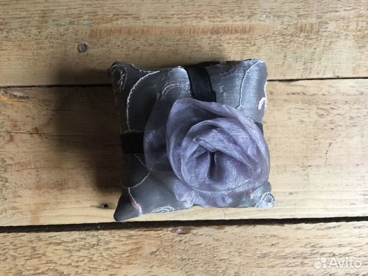 Подушечка декоративная