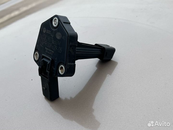 Датчик уровня масла skoda yeti