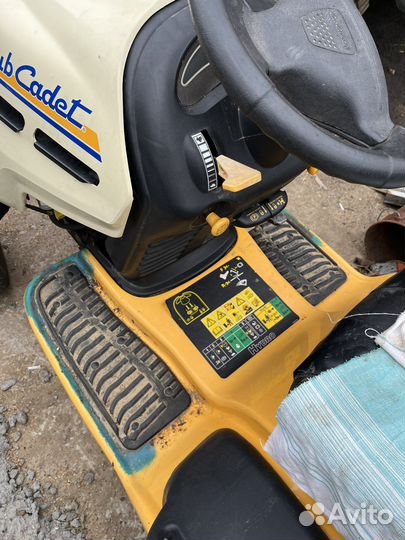 Мини-трактор CUB CADET XT1, 2015