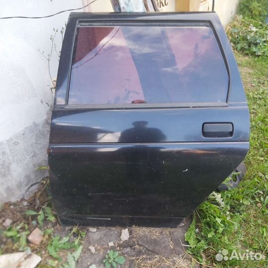 Дверь задняя левая ваз 2111