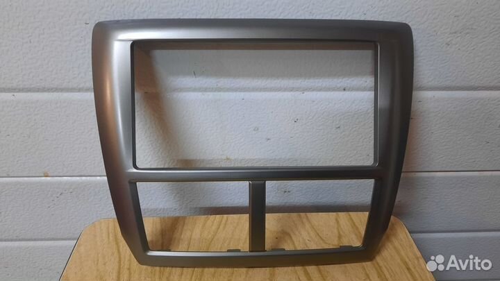 Рамка магнитолы Subaru Impreza