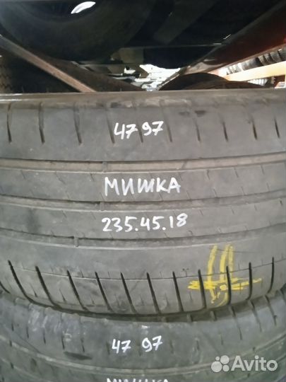 Michelin Pilot Sport 3 235/45 R18