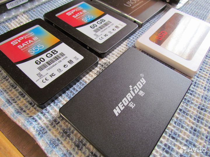 HDD SATA 160Gb - 500Gb, SSD 60 - 120Gb SATA