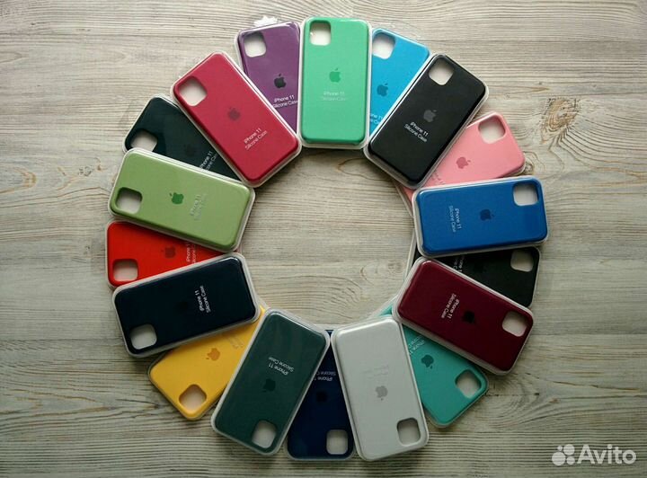 На iPhone 11 чехол silicone case