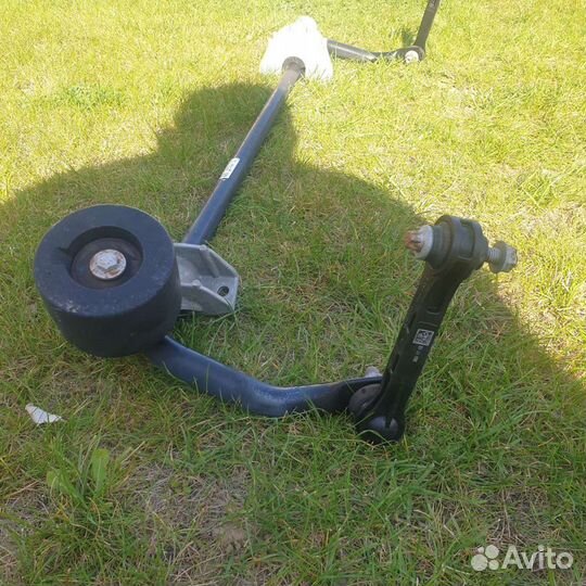 BMW G30 G31 G32 стабилизатoр задний