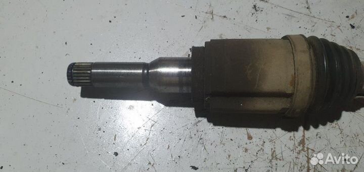 Полуось передняя левая Chevrolet Aveo T300 1.6