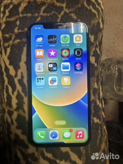 iPhone X, 256 ГБ