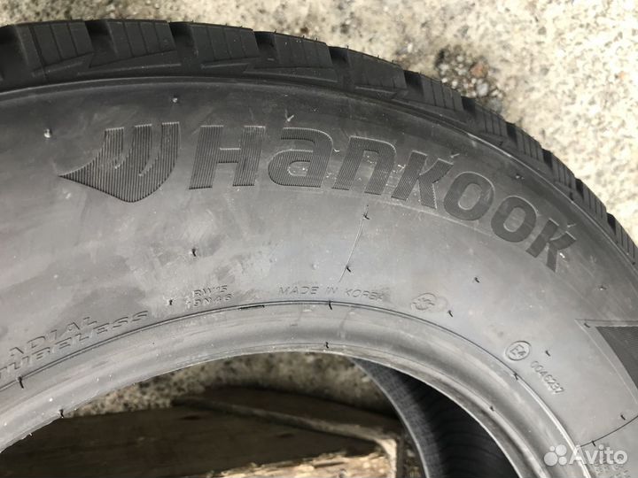 Hankook Winter I'Pike LV RW15 215/65 R16 109R