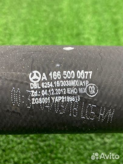 Патрубок системы охлаждения Mercedes-Benz