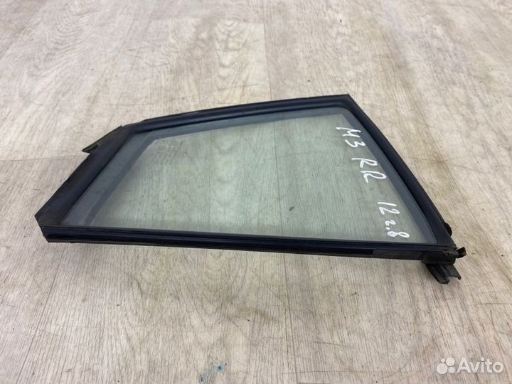 Стекло двери задней правое Mazda Mazda 3 BL 2009