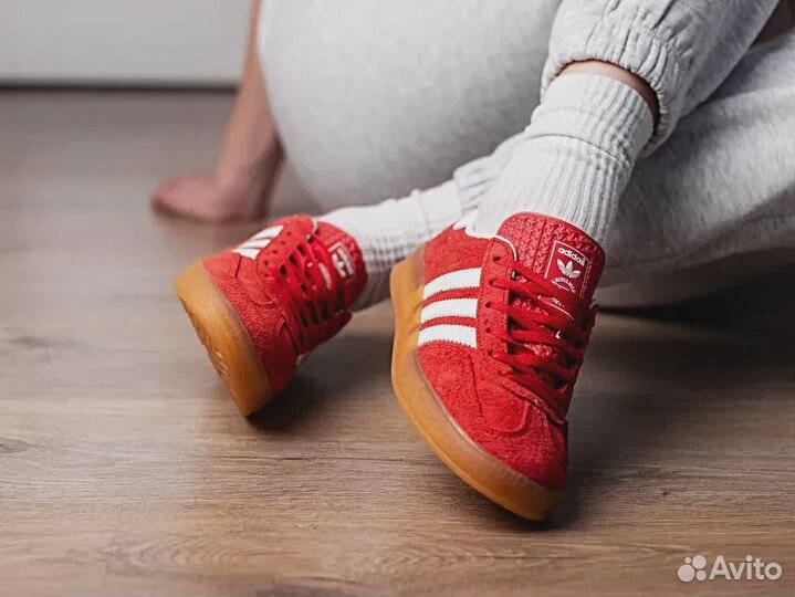 Adidas Gazelle Indoor Better scarlet gum