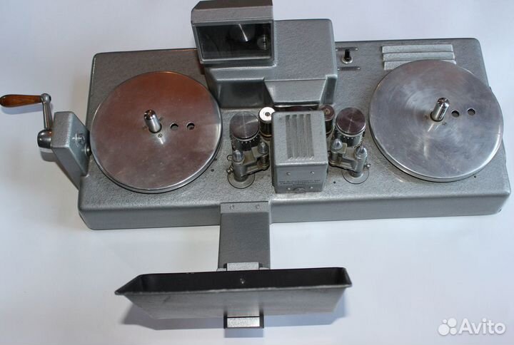 Устройство для просмотра кинопленки от Pentazet 35