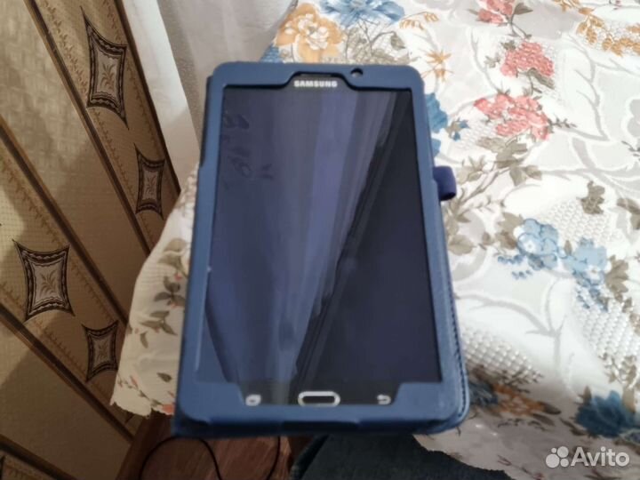 Планшет смартфон Samsung Galaxy Tab a7.0 LTE