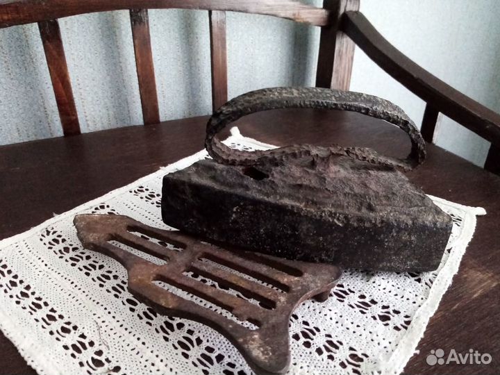 Утюги антикварные
