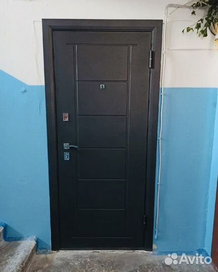 Входные двери металические со склада
