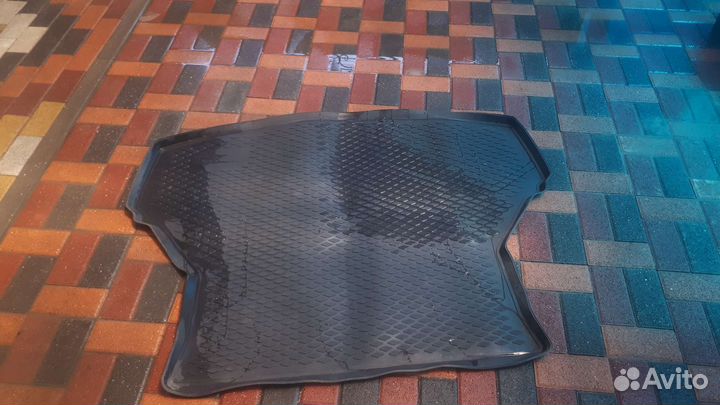 Коврик в багажник резиновые LADA гранта