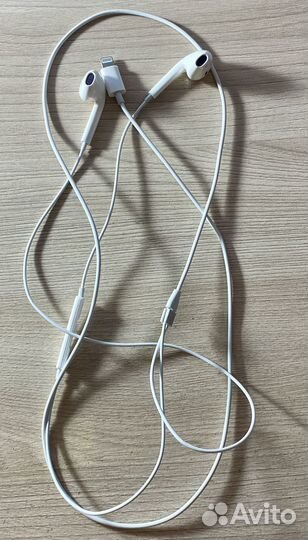 Наушники apple earpods lightning