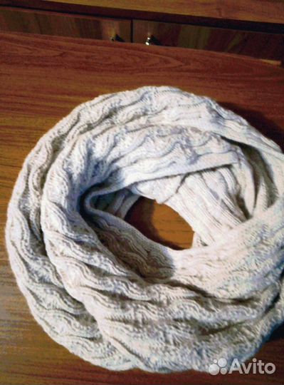 Модный женский шарф