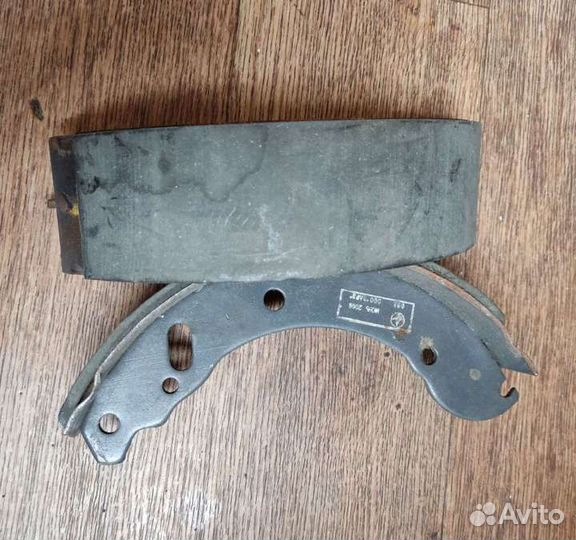 Тормозные колодки Газель