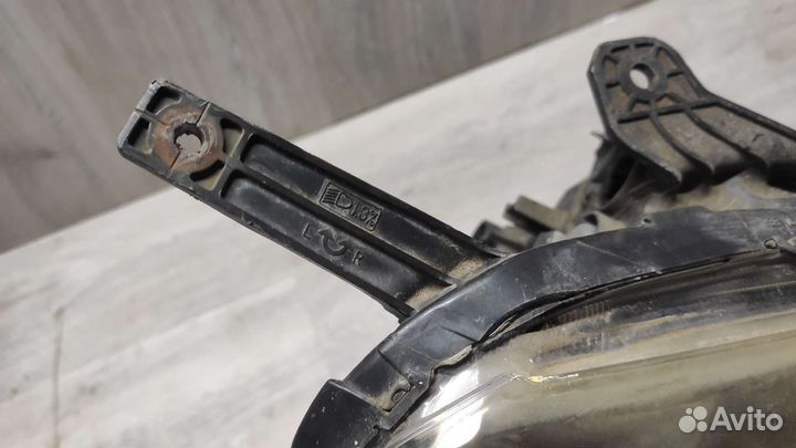 Фара правая honda cr-v