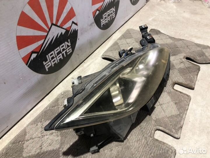 Фара правая Mazda Mazda6