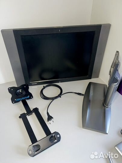 Телевизор Toshiba 20sldt1